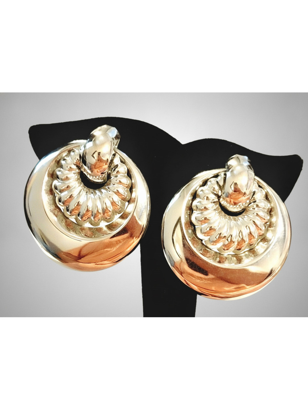 Vintage Large Hoop Pierced Earrings Silver-tone Door Knocker Dangle sp-1